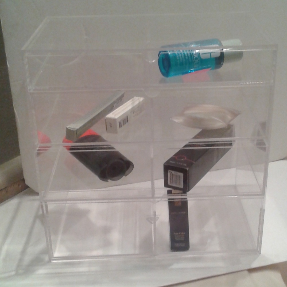 NEW LARGE CLEAR ACRYLIC MAKEUP STORAGE